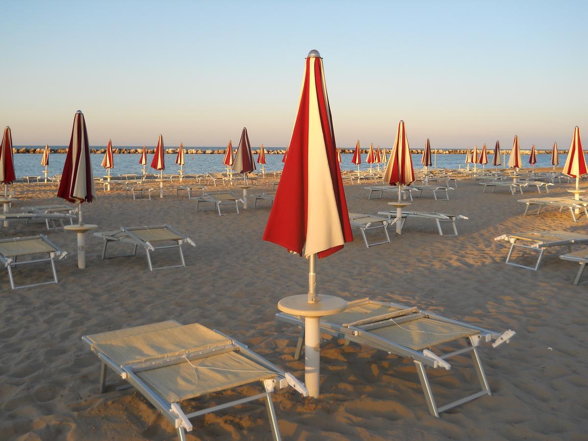 Hotel Locanda Delle Dune Bellaria-Igea Marina Exterior photo